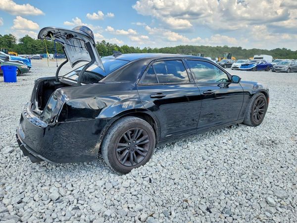 2016 CHRYSLER 300 300C