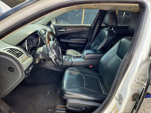 2016 CHRYSLER 300 300C