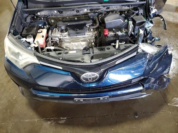 2018 TOYOTA RAV4 LE