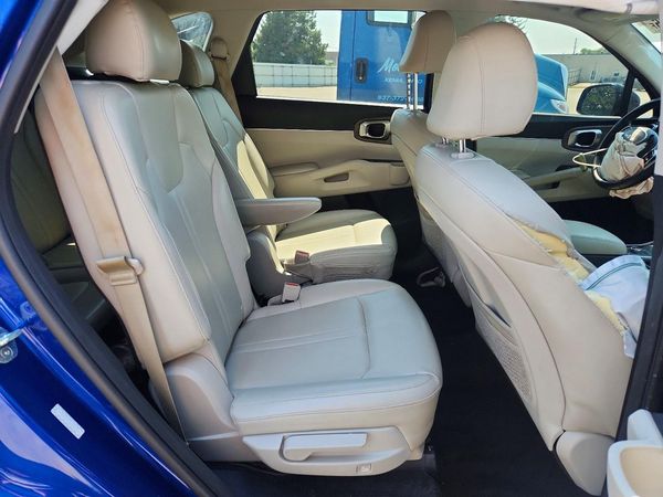 2022 KIA SORENTO