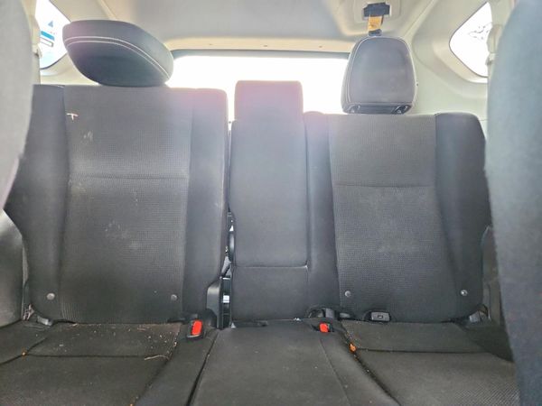 2016 TOYOTA RAV4 XLE (M Grade)