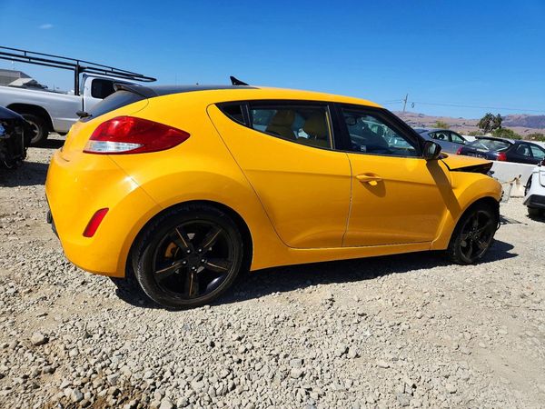2014 HYUNDAI VELOSTER