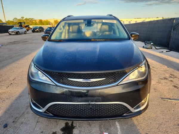 2019 CHRYSLER PACIFICA