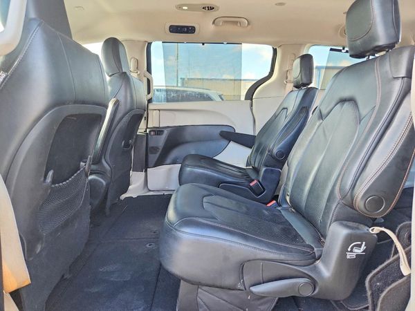 2019 CHRYSLER PACIFICA