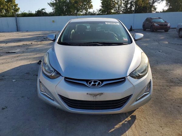 2016 HYUNDAI ELANTRA
