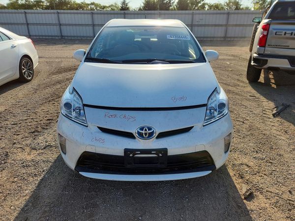 2015 TOYOTA PRIUS