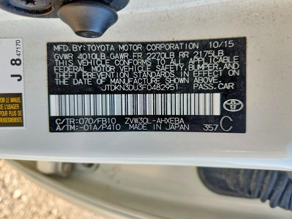2015 TOYOTA PRIUS
