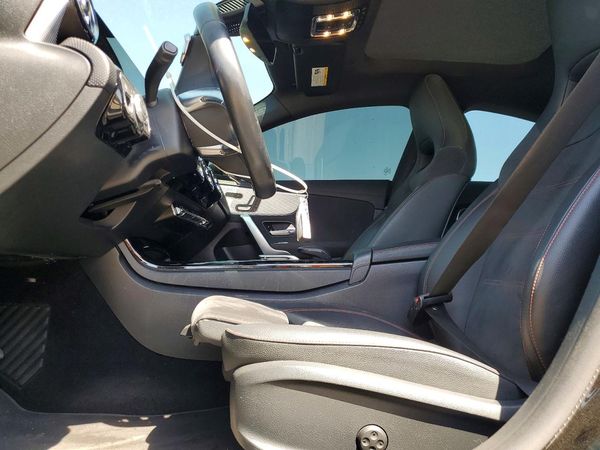 2021 MERCEDES-BENZ CLA
