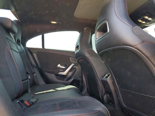 2021 MERCEDES-BENZ CLA