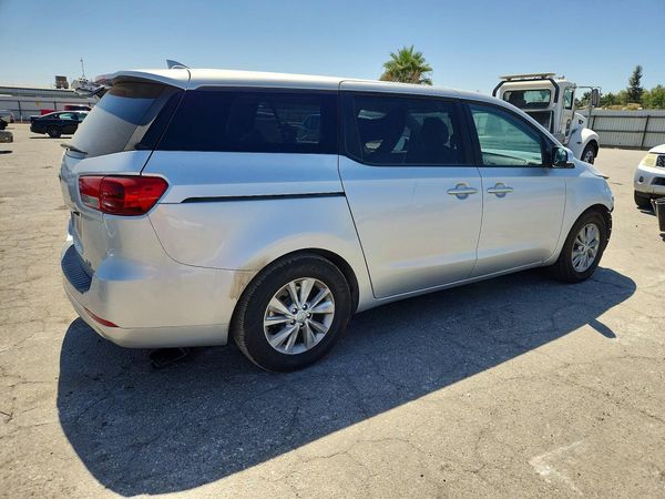 2017 KIA SEDONA