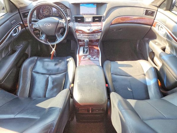 2015 INFINITI Q70