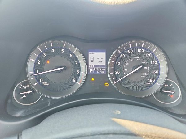 2015 INFINITI Q70