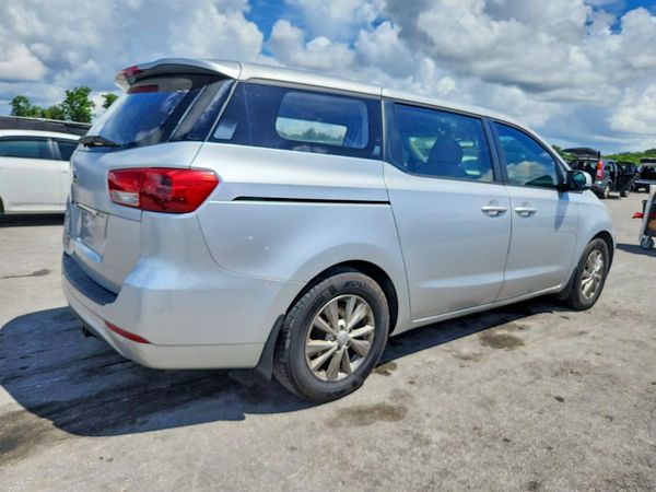 2016 KIA SEDONA L - Low level