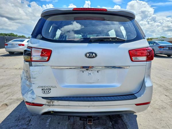2016 KIA SEDONA L - Low level