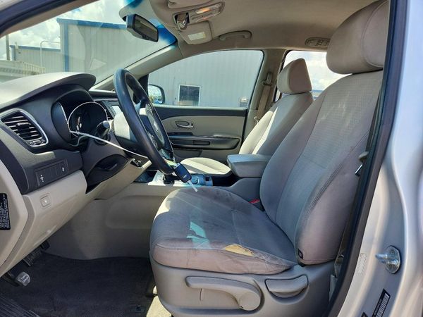 2016 KIA SEDONA L - Low level