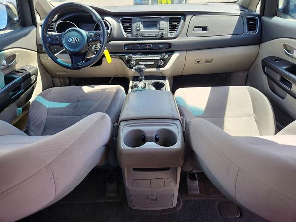 2016 KIA SEDONA L - Low level