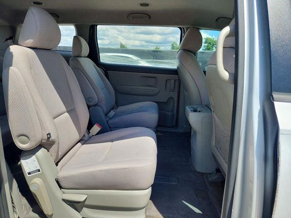 2016 KIA SEDONA L - Low level