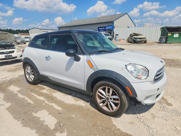 2014 MINI COOPER