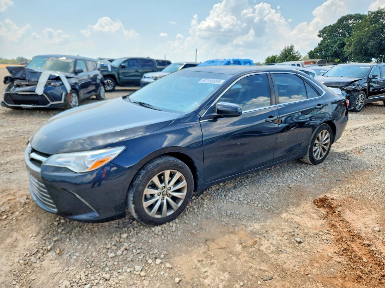 2017 TOYOTA CAMRY