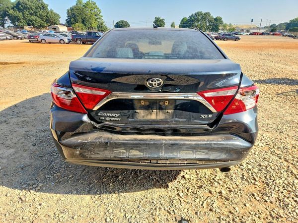 2017 TOYOTA CAMRY
