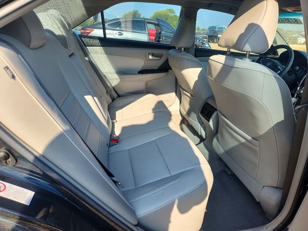 2017 TOYOTA CAMRY
