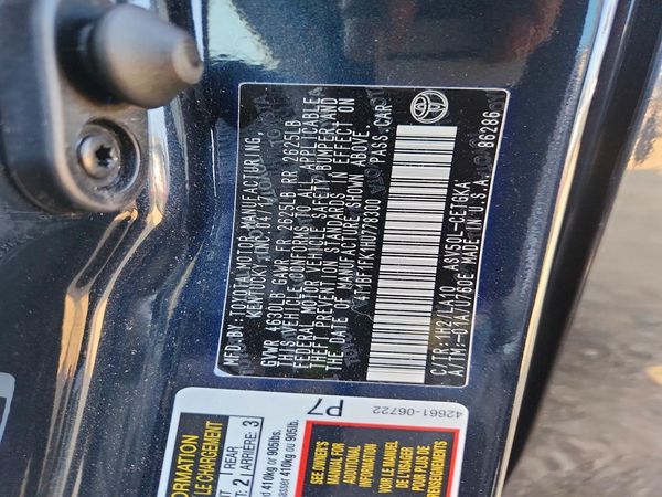 2017 TOYOTA CAMRY