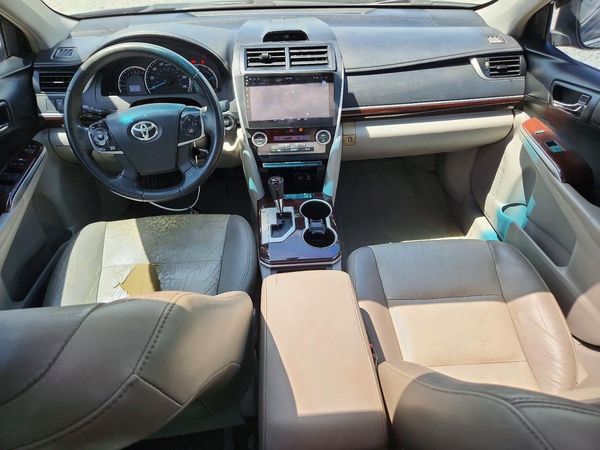 2014 TOYOTA CAMRY