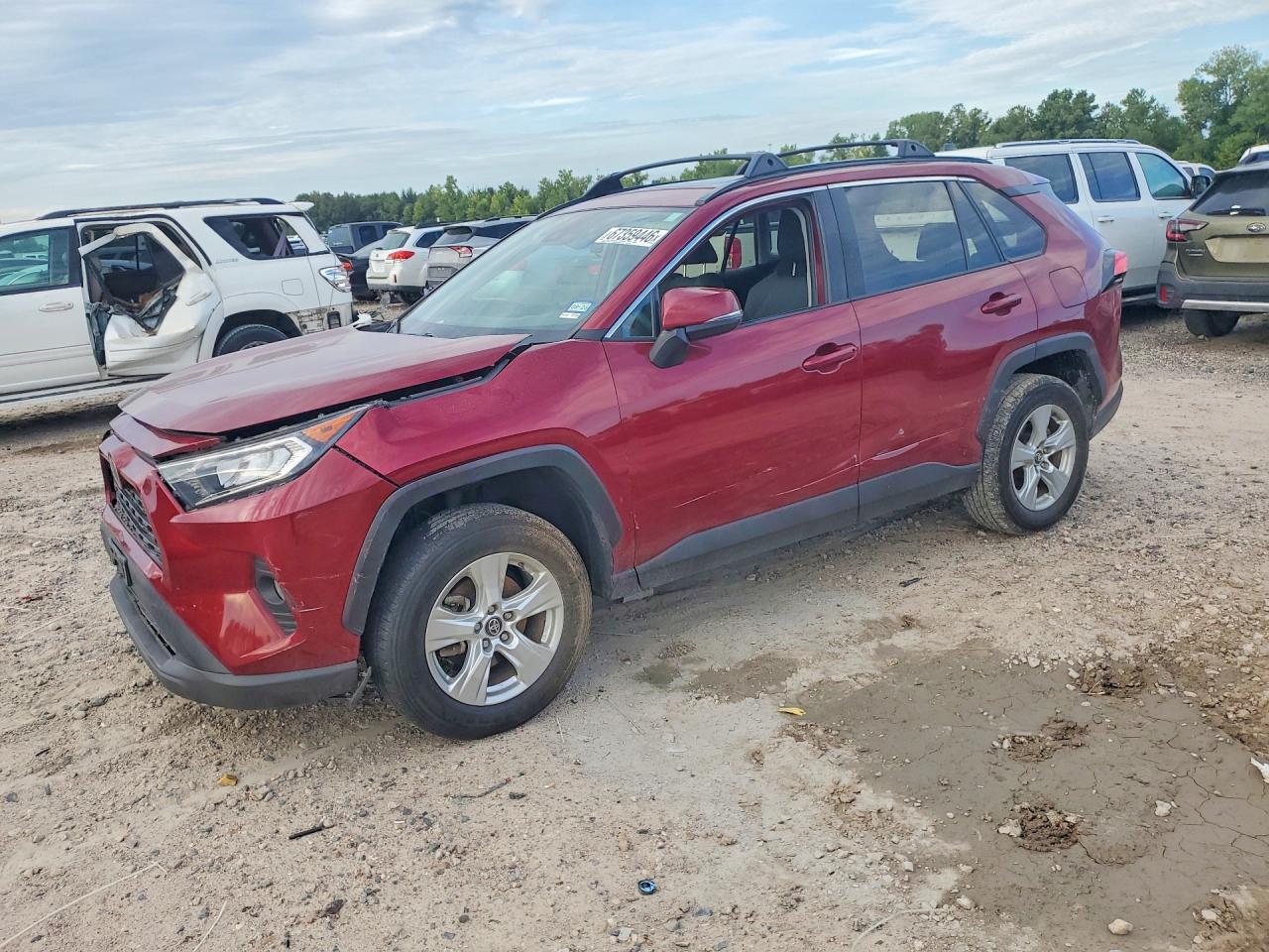2020 TOYOTA RAV4 XLE