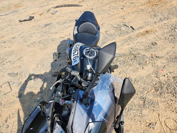 2026 KAWASAKI EX650