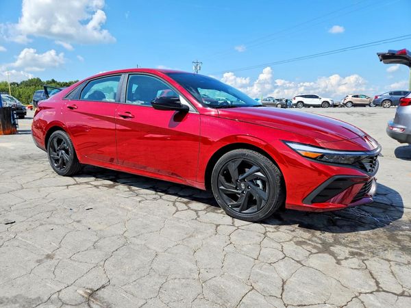 2026 HYUNDAI ELANTRA
