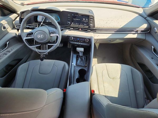 2026 HYUNDAI ELANTRA
