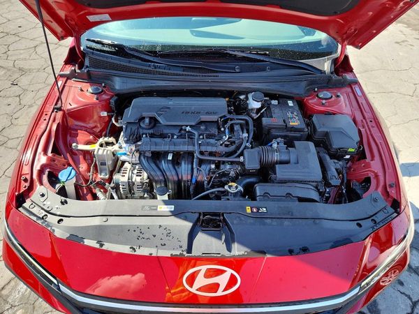 2026 HYUNDAI ELANTRA