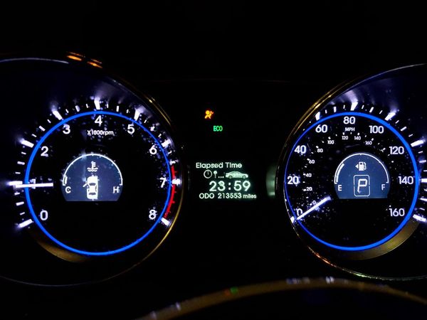 2012 HYUNDAI SONATA Middle-low level