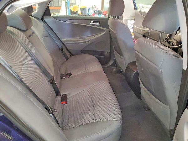 2012 HYUNDAI SONATA Middle-low level