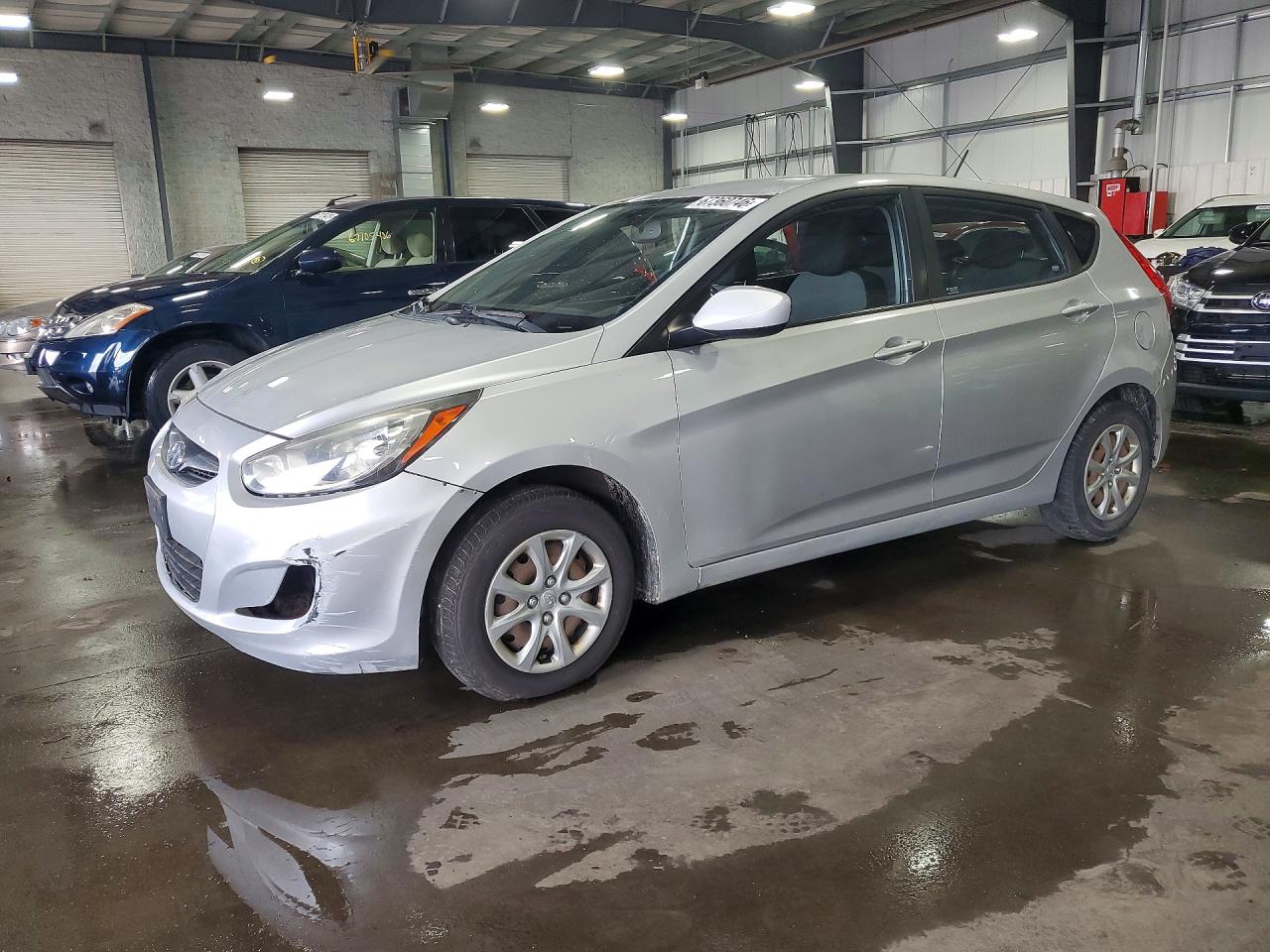 2013 HYUNDAI ACCENT GLS, GS