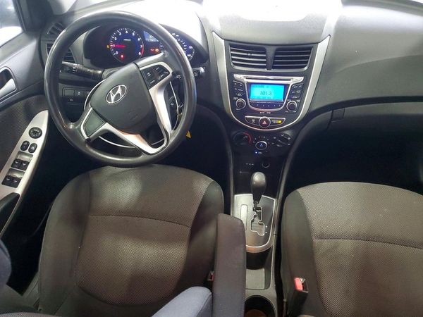 2013 HYUNDAI ACCENT GLS, GS