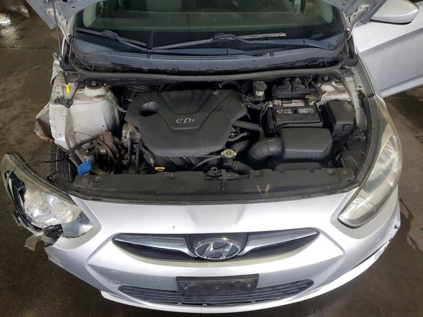 2013 HYUNDAI ACCENT GLS, GS