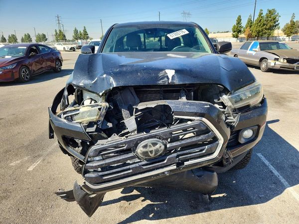 2018 TOYOTA TACOMA