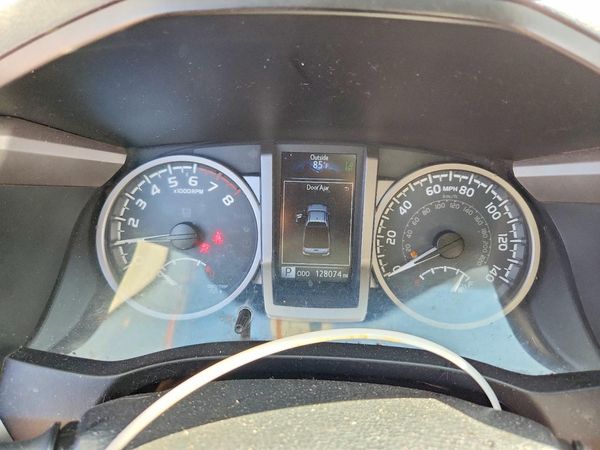 2018 TOYOTA TACOMA