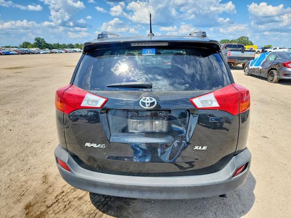 2015 TOYOTA RAV4