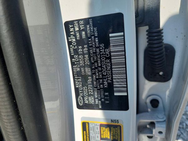 2025 HYUNDAI ELANTRA