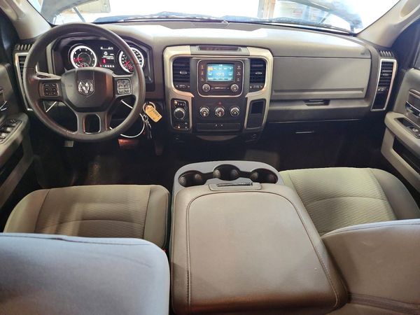 2019 RAM 1500 CLASSIC SLT