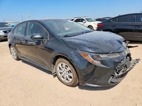 2022 TOYOTA COROLLA LE — Passenger 3/4
