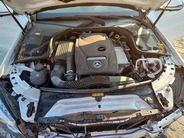2016 MERCEDES-BENZ C