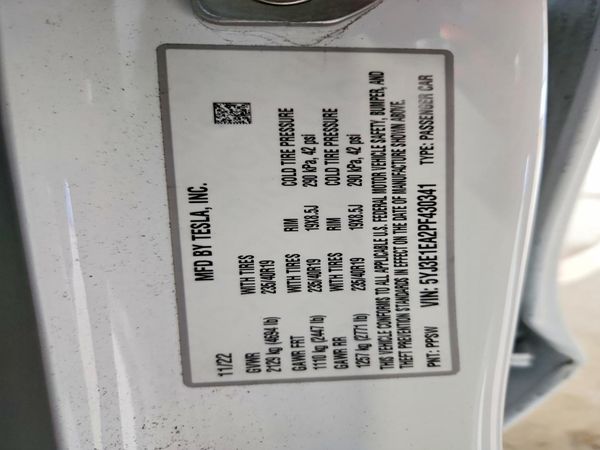2023 TESLA MODEL 3
