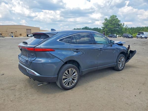 2024 TOYOTA VENZA