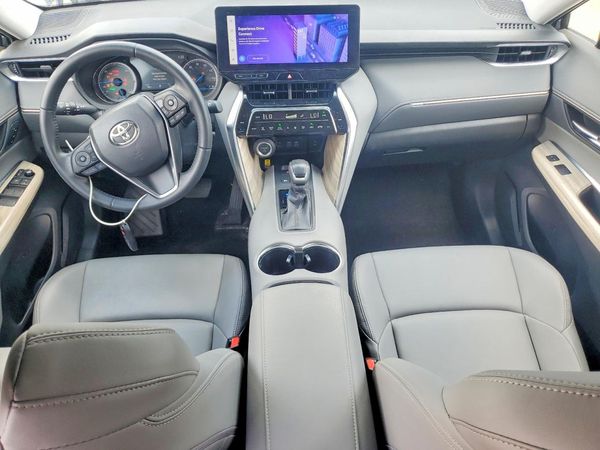 2024 TOYOTA VENZA
