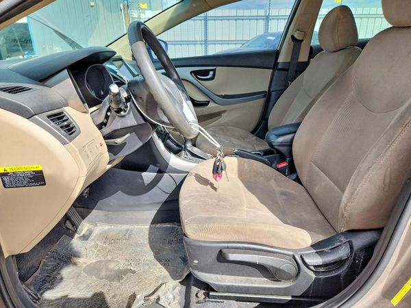 2016 HYUNDAI ELANTRA