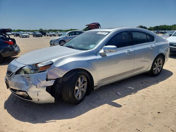2013 ACURA TL — Front 3/4