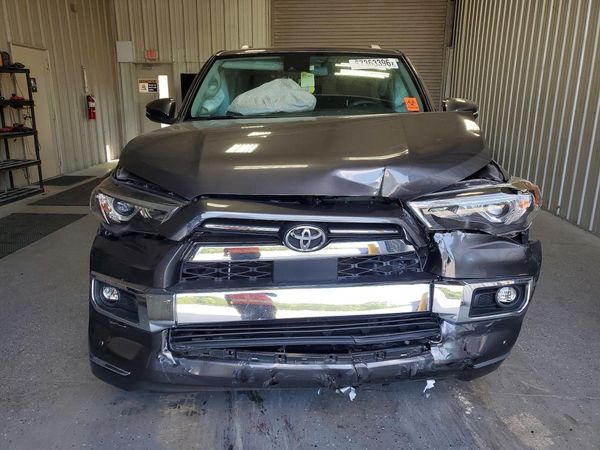 2021 TOYOTA 4RUNNER